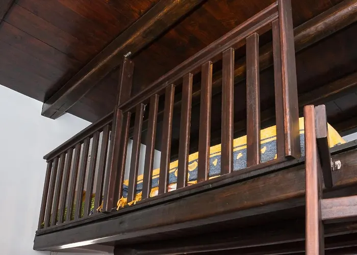 Sea View Traditional Vakantiehuis Komia